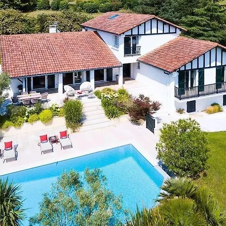 Vue Magnifique Et Paisible