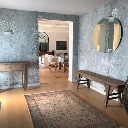 Vue Magnifique Et Paisible *